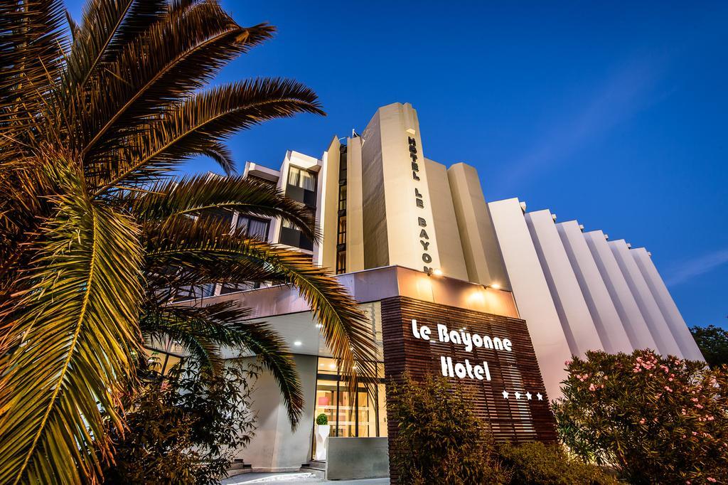 Hotel Le Байонна Екстер'єр фото